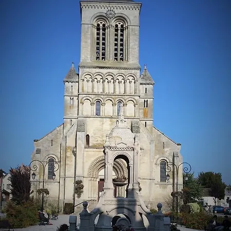 Feriehus Le Louvetot Normand *